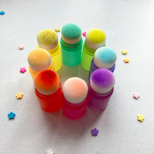 Load image into Gallery viewer, Stackable Rainbow Blender Brushes