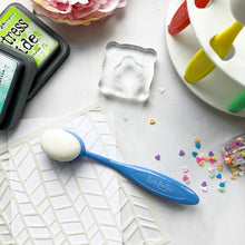 Load image into Gallery viewer, Beautiful Blender Brush - Large Blue / Essentials